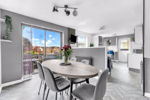 Photo 27- click for photo gallery